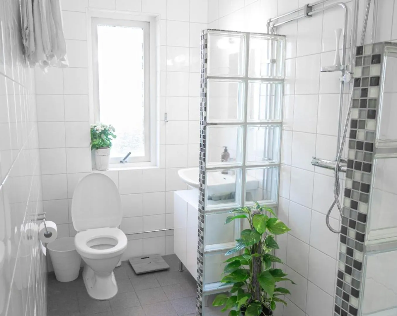 Haha Light Apartment Gothenburg Sweden
